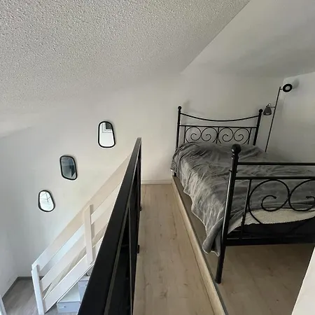 A 100 M - Moderne ! Apartment *